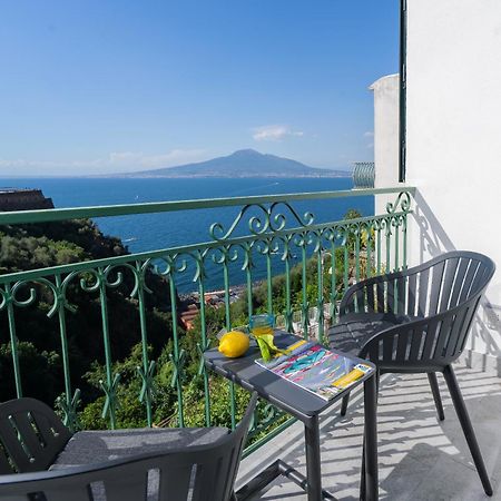 ויקו אקוונסה Sea View Deluxe Apartments מראה חיצוני תמונה