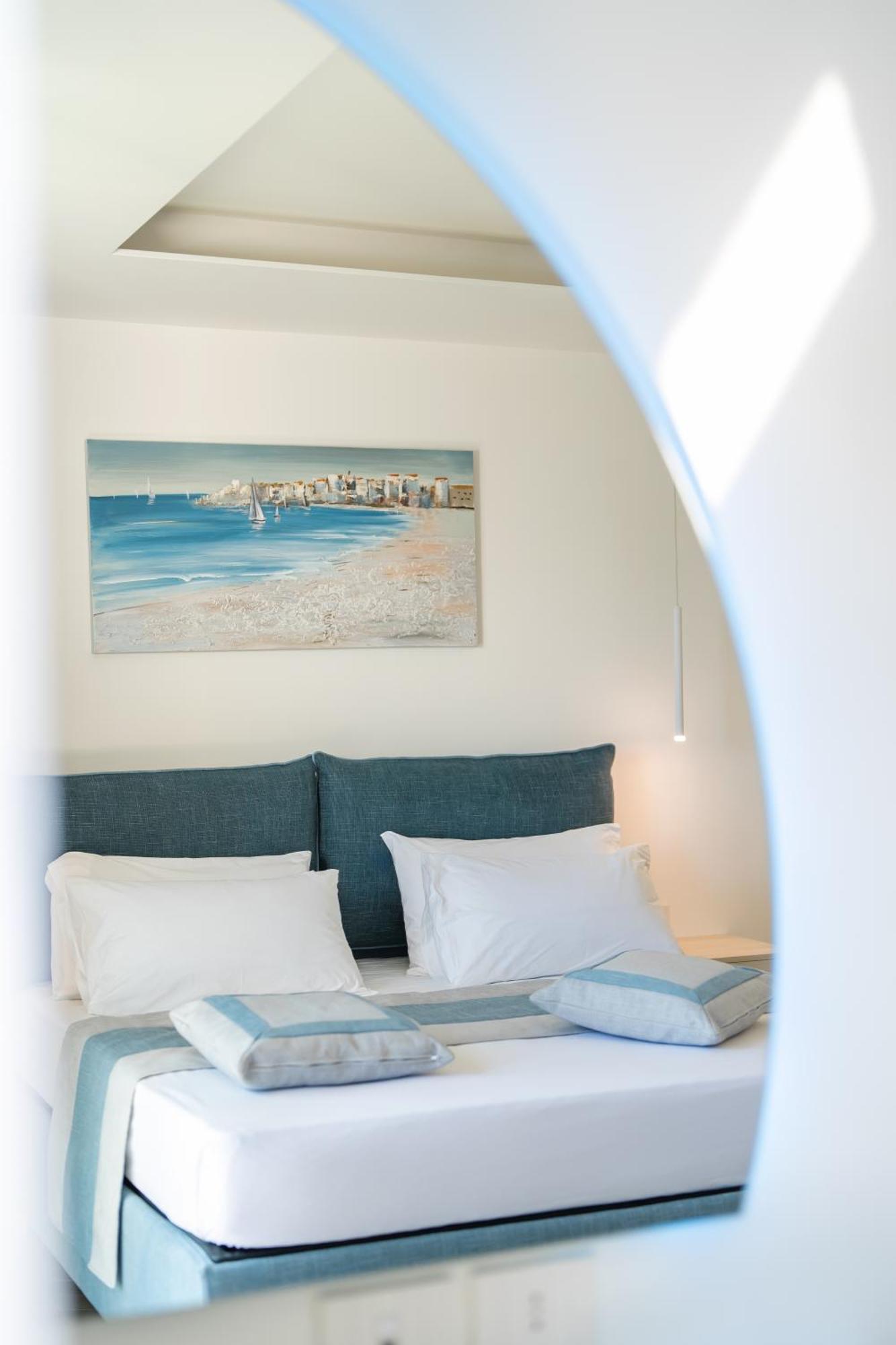ויקו אקוונסה Sea View Deluxe Apartments מראה חיצוני תמונה