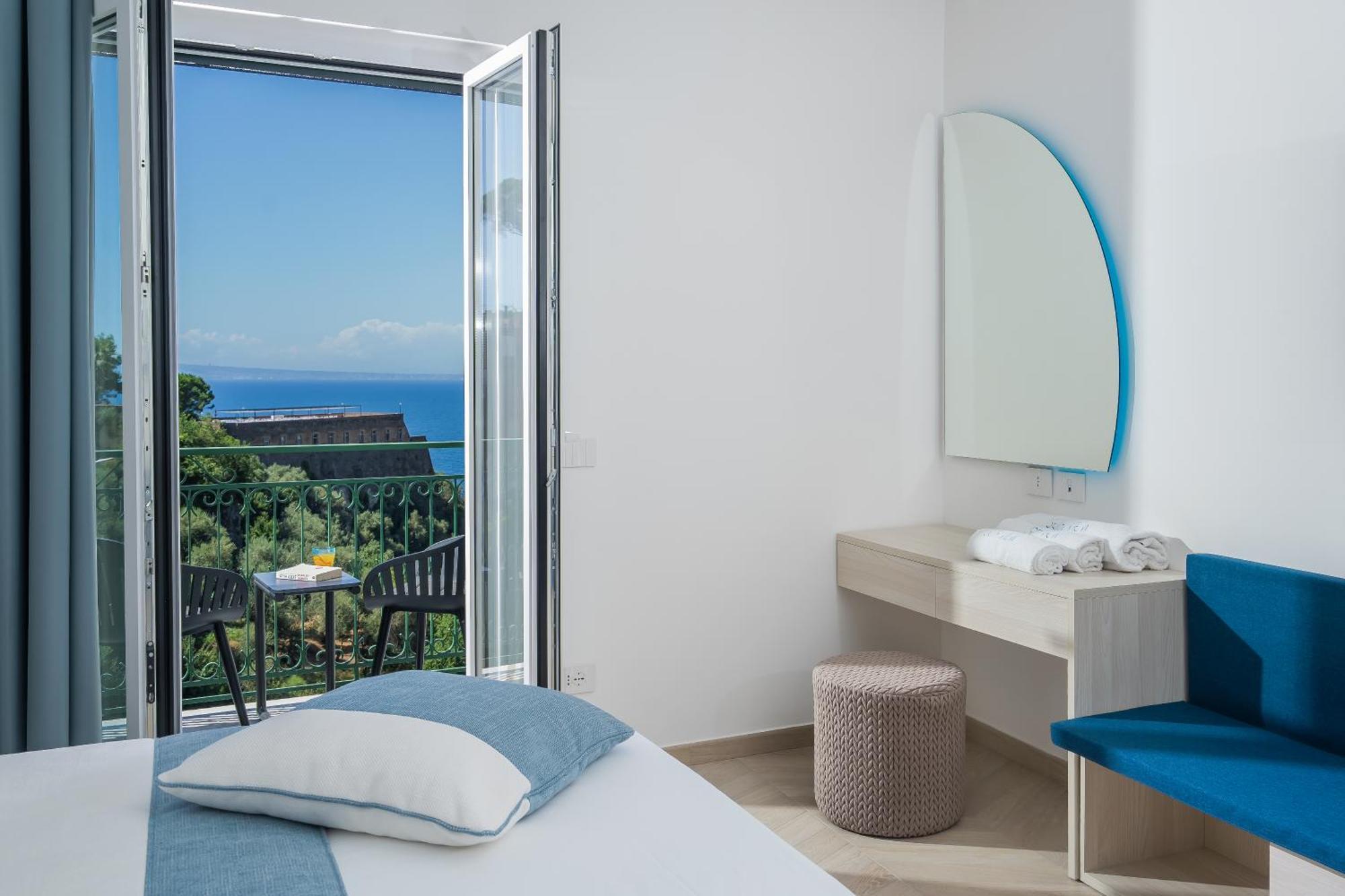 ויקו אקוונסה Sea View Deluxe Apartments מראה חיצוני תמונה