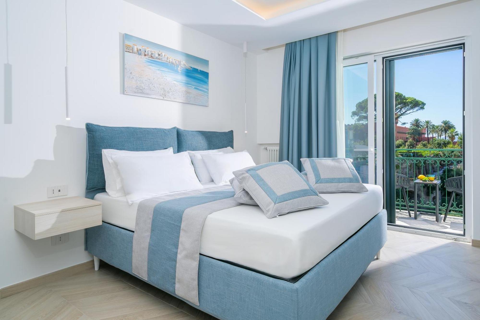 ויקו אקוונסה Sea View Deluxe Apartments מראה חיצוני תמונה